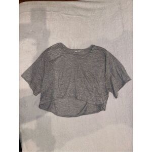 5 TOPS BUNDLE women’s basic tops cropped and regular t shirts all fit a size XS/